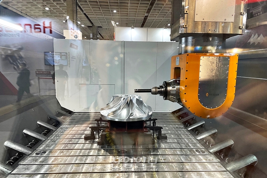 [TIMTOS 2023] KAOMING, 신기술 접목한 Gantry Mercury GM 시리즈 선보여