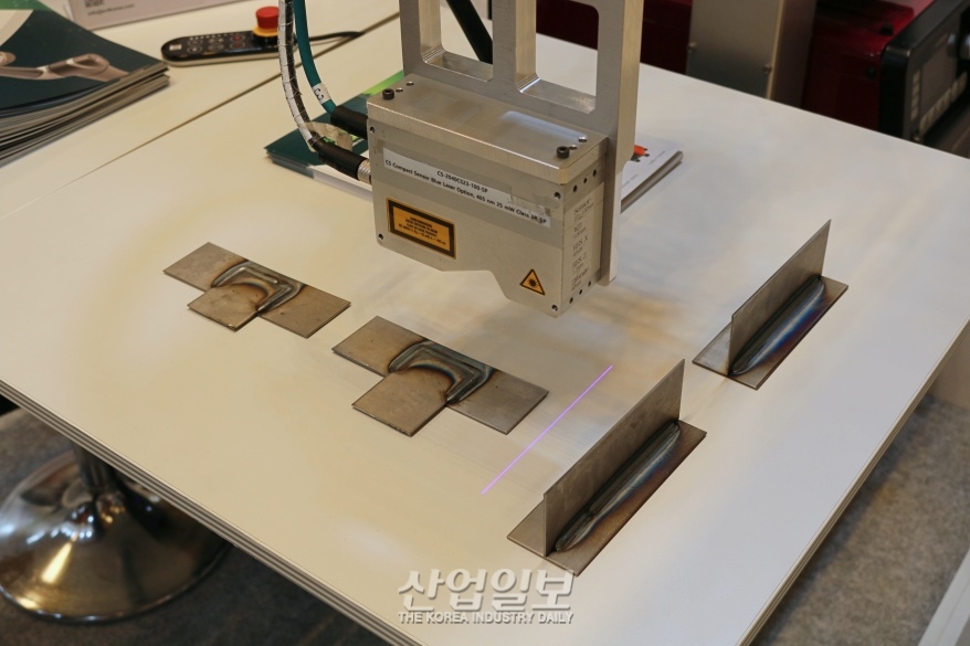 [스마트팩토리·오토메이션월드] 로봇에 인공지능 더해 검사 정확성↑