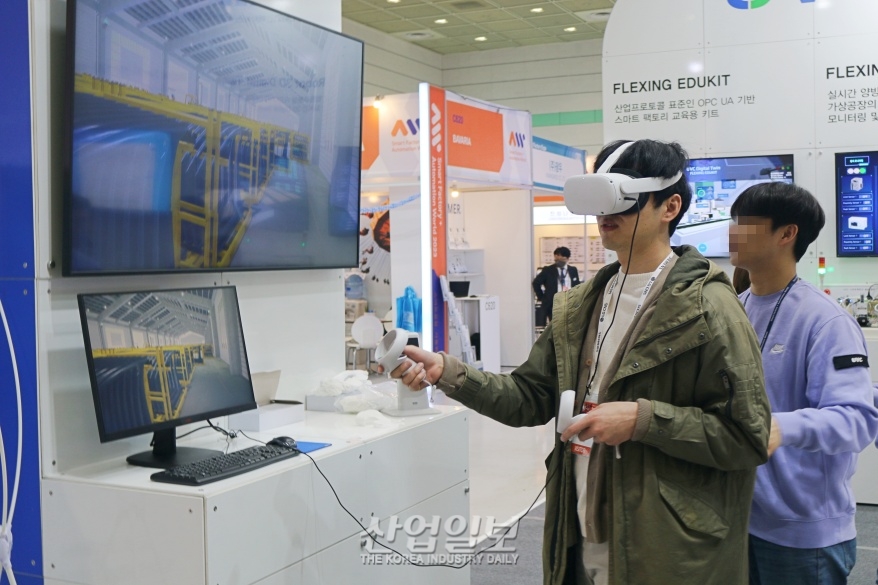 [스마트팩토리·오토메이션월드] 디지털 트윈 기반으로 현장 업무 가능
