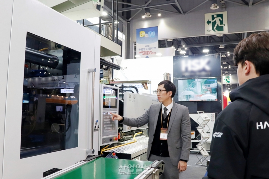 [코플라스] 한·중 전문엔지니어팀 구성…품질과 고객서비스로 시장점유율 확대할 것