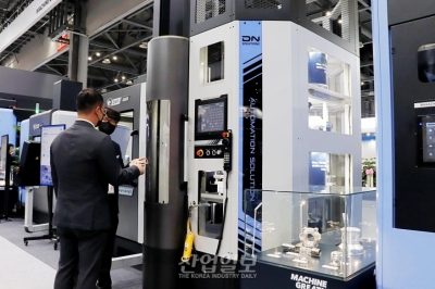 [인터몰드] 5축가공기·복합가공기 수요 확대…자동화·무인화 요구에 대응