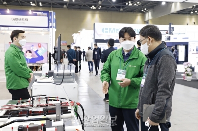 [인터몰드] 금형 미세홀 이물질 제거하는 전기분해 세척