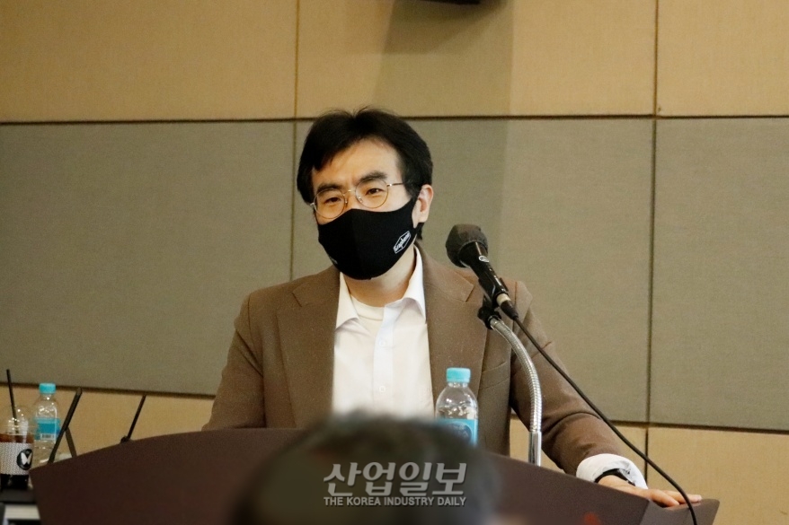 자율주행시대되면, 개인화된 차량용 디스플레이 각광받나