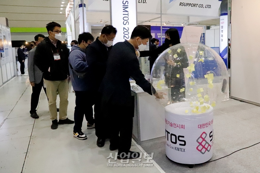 [포토뉴스] ‘2023 한국전자제조산업전’, 제조 산업 트렌드 확인의 장