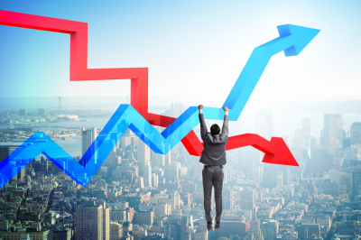 제조·석유 ‘울고’ 서비스·자동차 ‘웃고’, 희비 엇갈린 행보