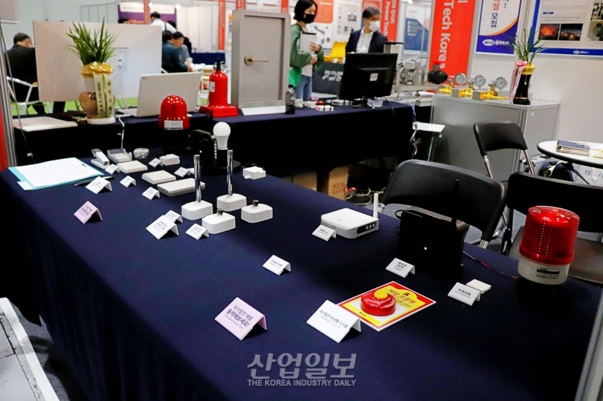 안전과 편리성, 두 마리 토끼 잡을까