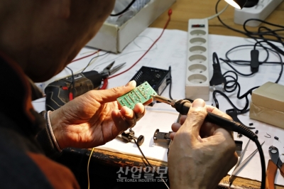 [Meister] 끝없는 배움과 도전은 ‘다다익선’ - 세운상가 아트마스터 이정성 대표