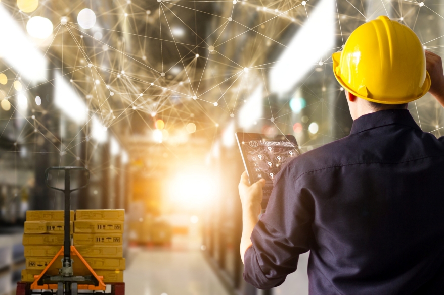 AR(증강현실) 기반 스마트헬멧 기술 개발 지속