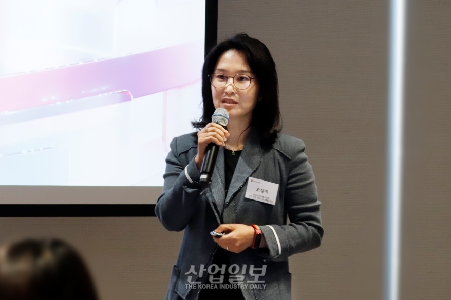 인공지능(AI)으로 업무 효율 UP…100% 신뢰 가능한가