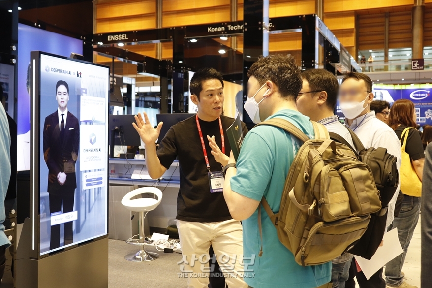 코로나19 ‘엔데믹’ 선언…전시장 모습은?