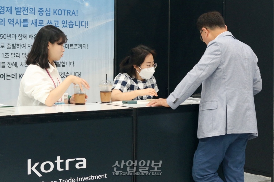 국내 드론 기업, 글로벌로 뻗어나가기 위한 첫걸음