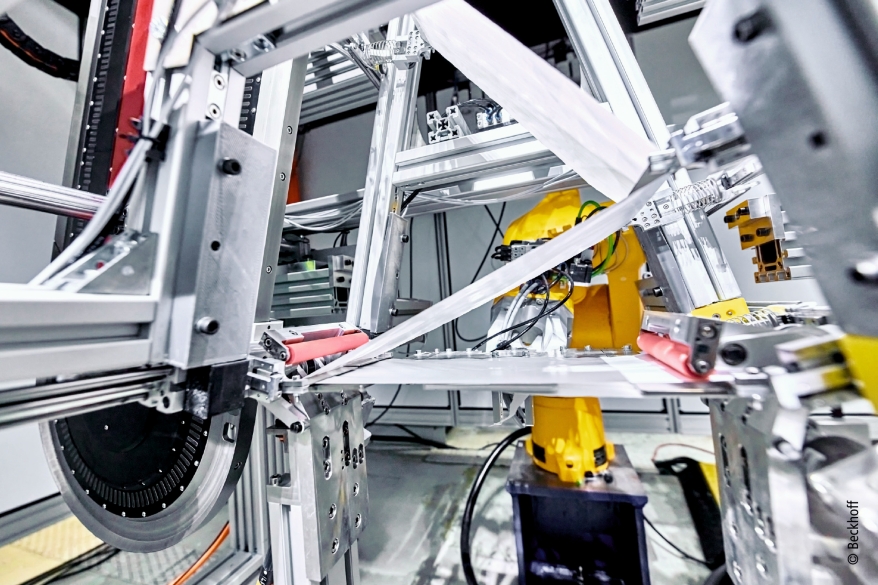 [기고] XTS와 PC 기반 제어를 통한 배터리 셀 생산