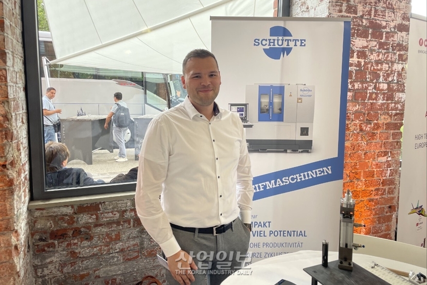 [EMO 2023 Preview] Schutte의 새로운 5축연삭기
