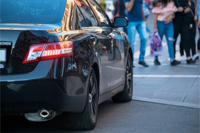 인도 불법 주·정차, 8월부터 주민 신고만으로도 과태료 부과