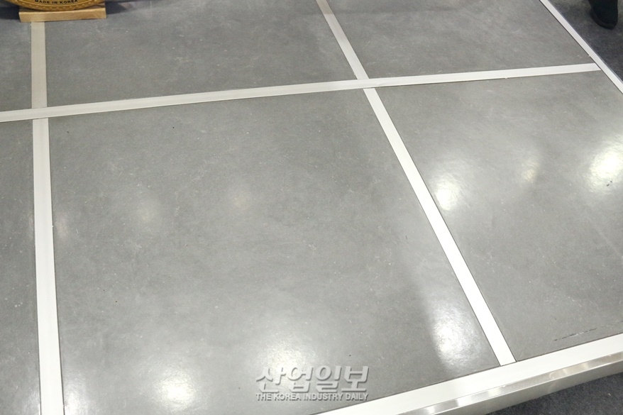 [코리아빌드] 옥상방수패널, 방수와 단열기능 한 번에