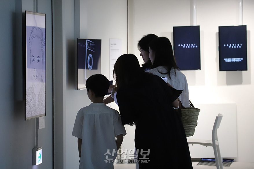 DDP에서 다양한 미래상 담은 디지털아트 전시회 열려