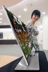 삼성 모니터, 독창적 디자인으로 CES 2011 전시회 참가