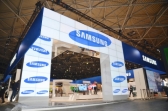 ISE 2012에서 차세대 기업용 디스플레이 선보여